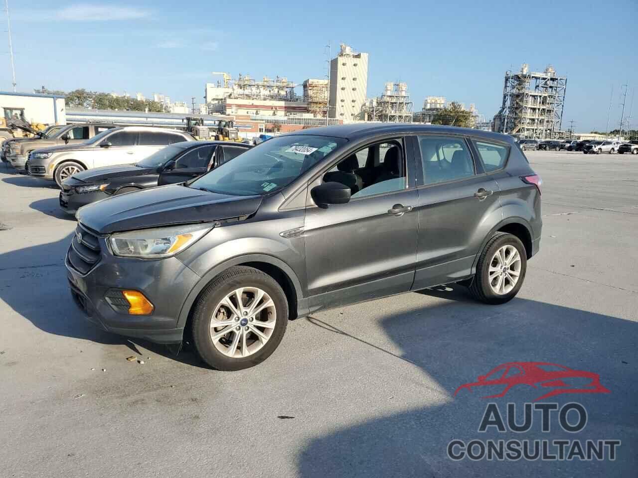 FORD ESCAPE 2017 - 1FMCU0F7XHUB72770