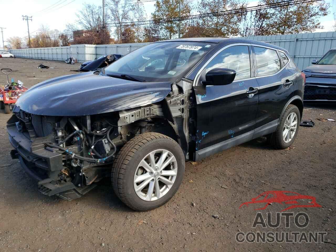 NISSAN ROGUE 2018 - JN1BJ1CR1JW290983
