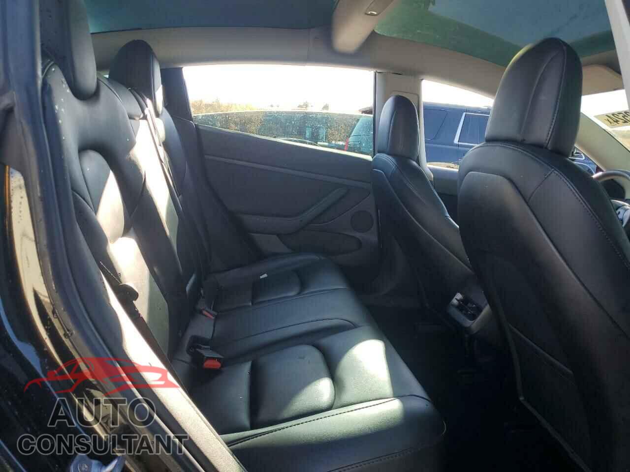 TESLA MODEL 3 2021 - 5YJ3E1EB6MF998760