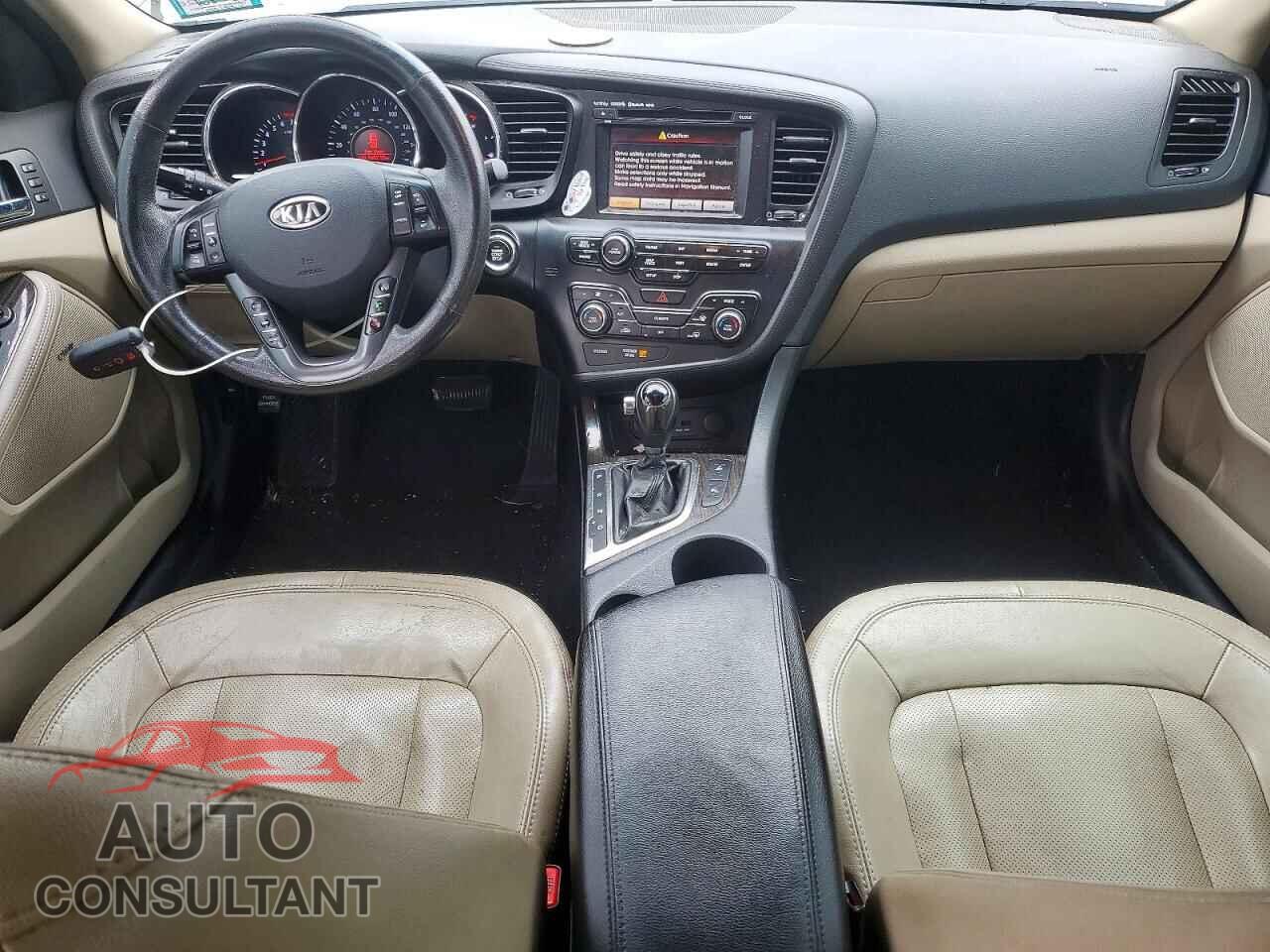 KIA OPTIMA 2011 - KNAGN4A73B5097247
