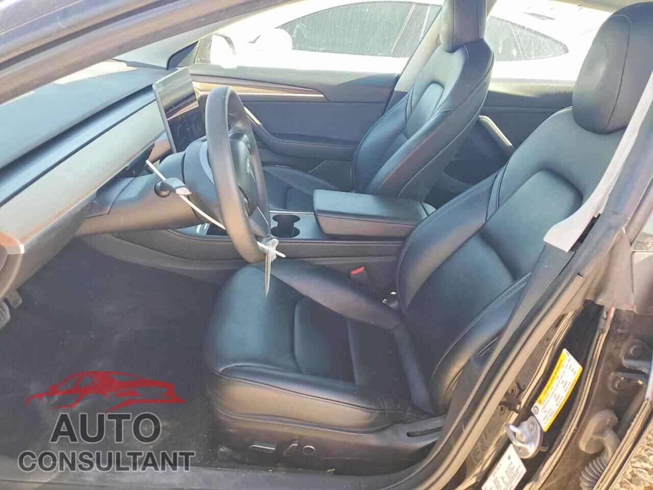 TESLA MODEL 3 2021 - 5YJ3E1EA6MF100150