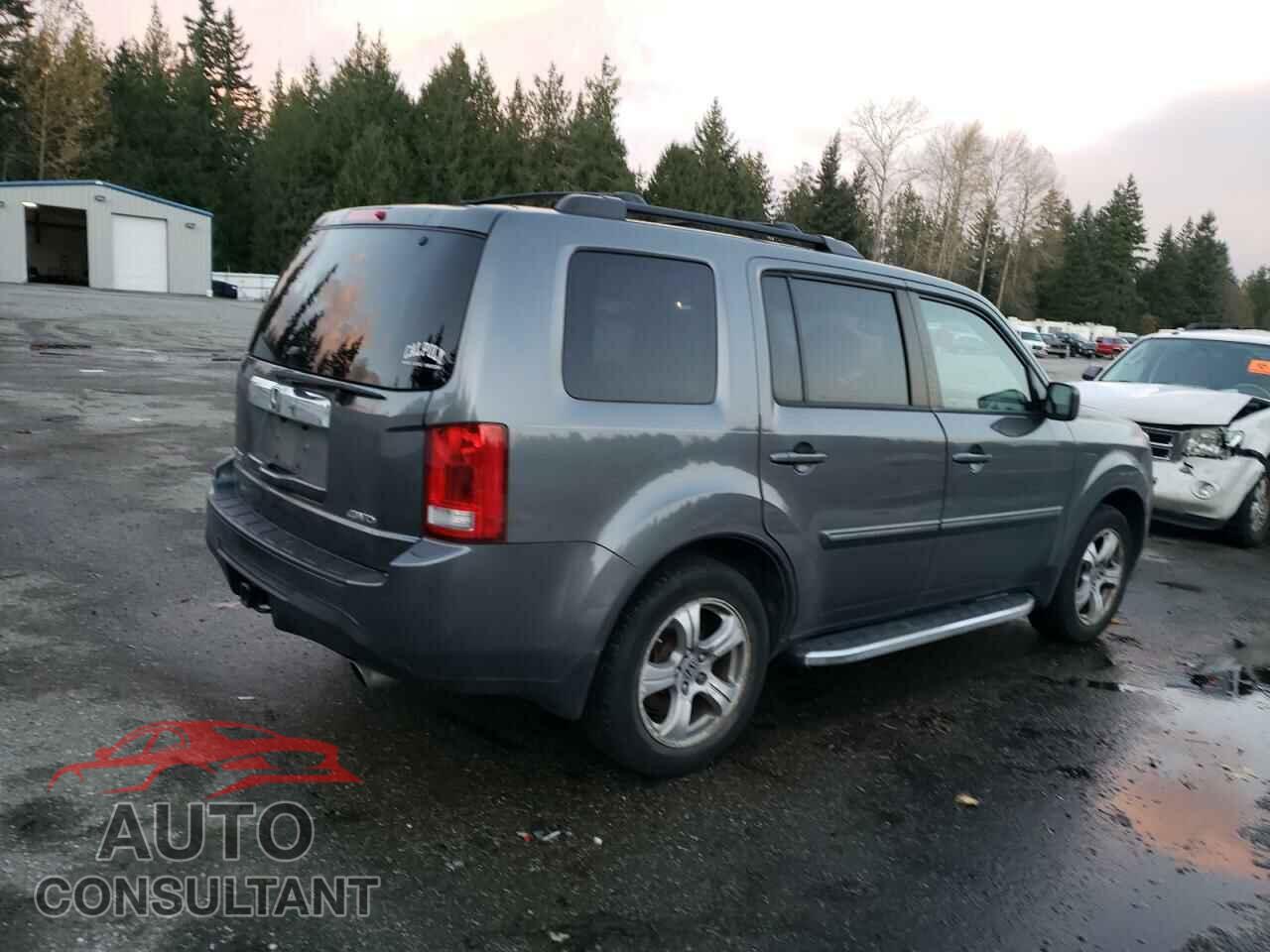 HONDA PILOT 2013 - 5FNYF4H53DB046972