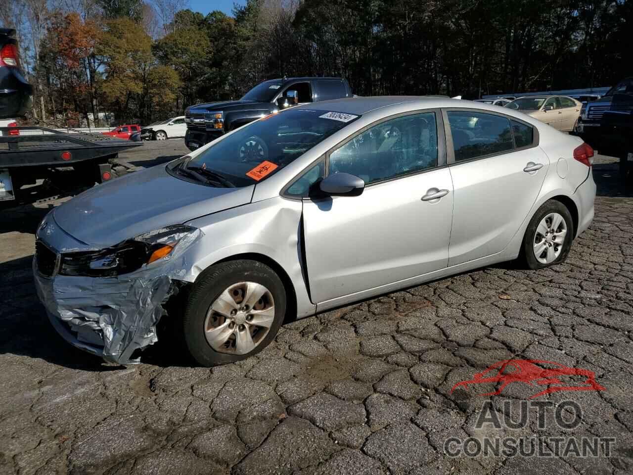 KIA FORTE 2018 - 3KPFK4A74JE228759