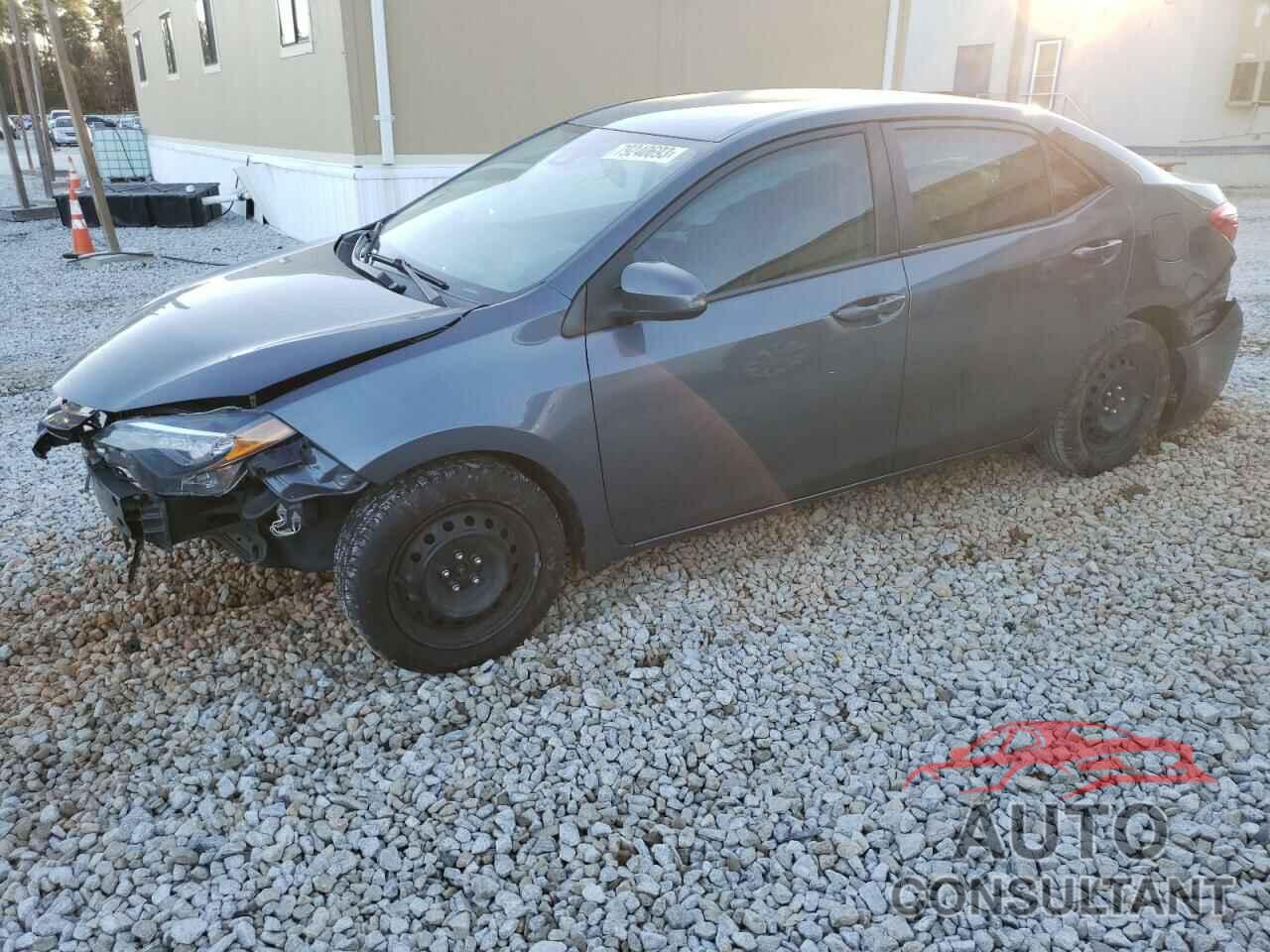 TOYOTA COROLLA 2018 - 5YFBURHE2JP853170