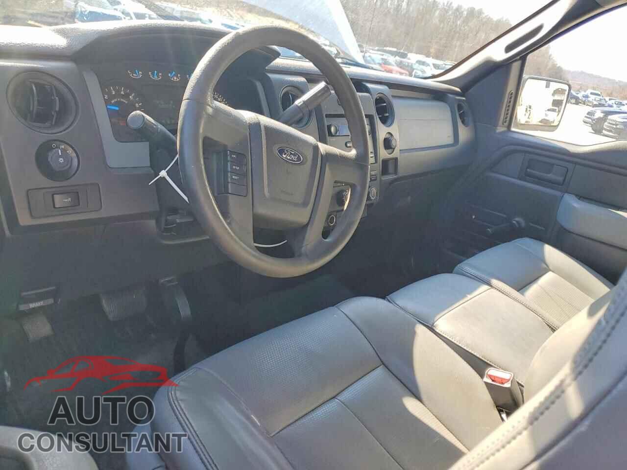 FORD F150 2013 - 1FTMF1EM9DFD24763