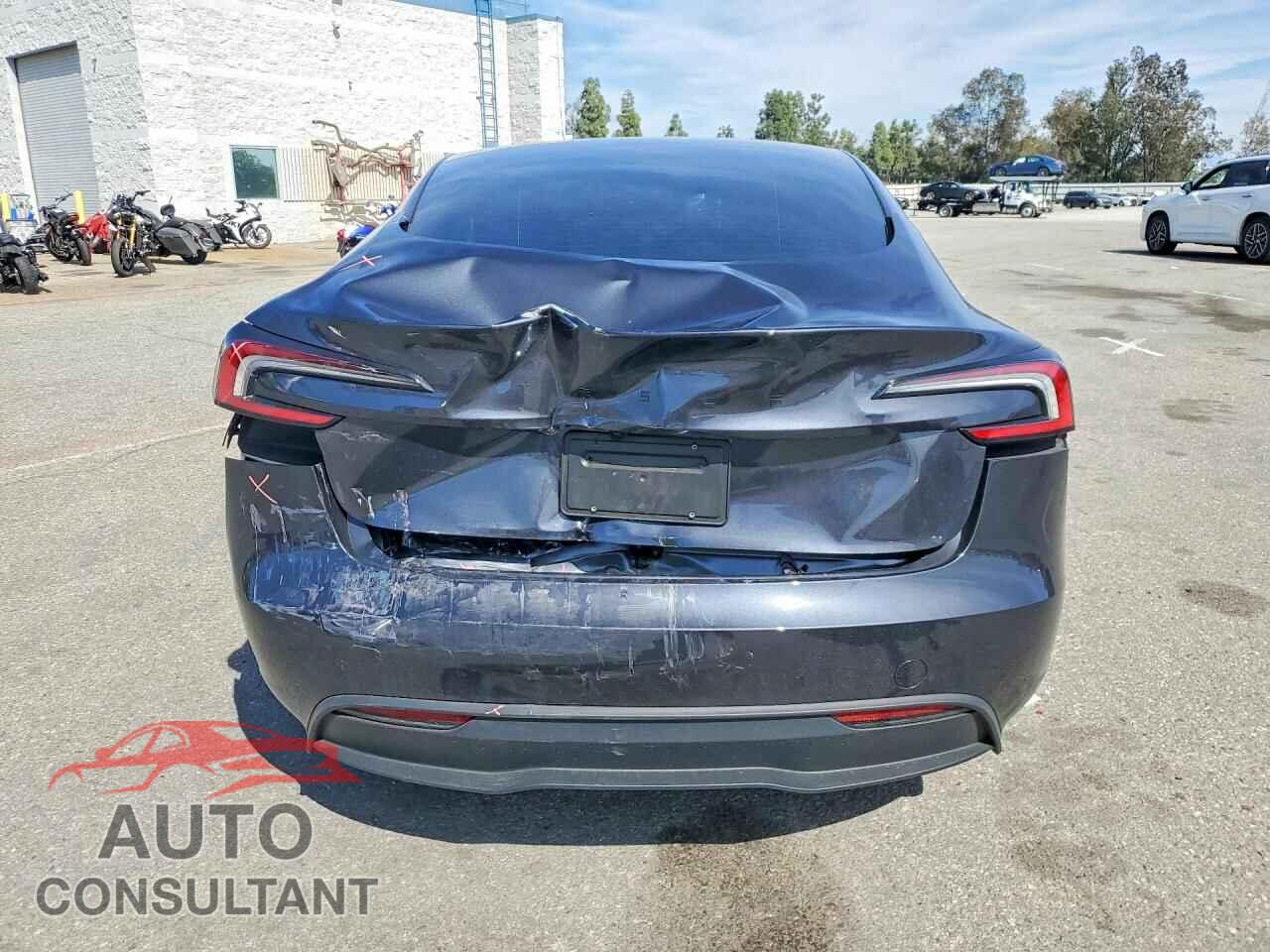 TESLA MODEL 3 2026 - 5YJ3E1EA9TF123761