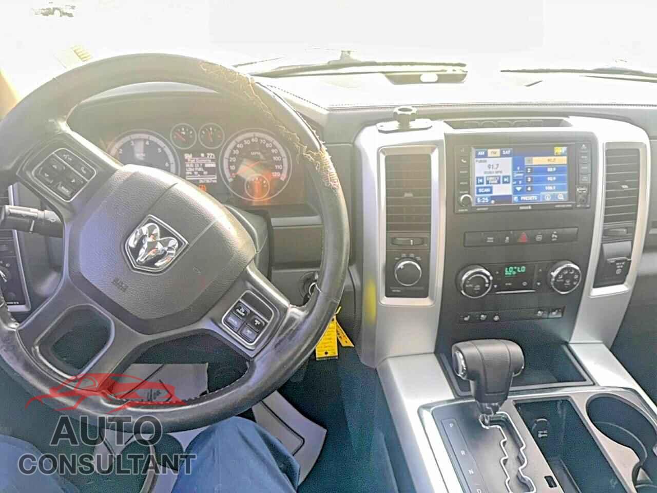DODGE RAM 1500 2012 - 1C6RD7HT1CS205815
