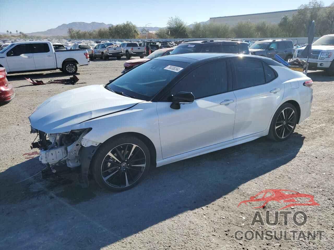 TOYOTA CAMRY 2018 - 4T1BZ1HK2JU019956