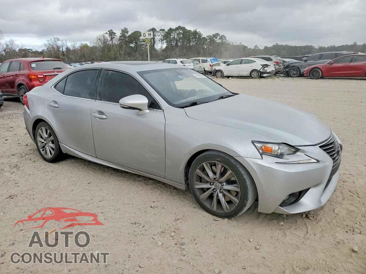 LEXUS IS 2016 - JTHBA1D26G5009871