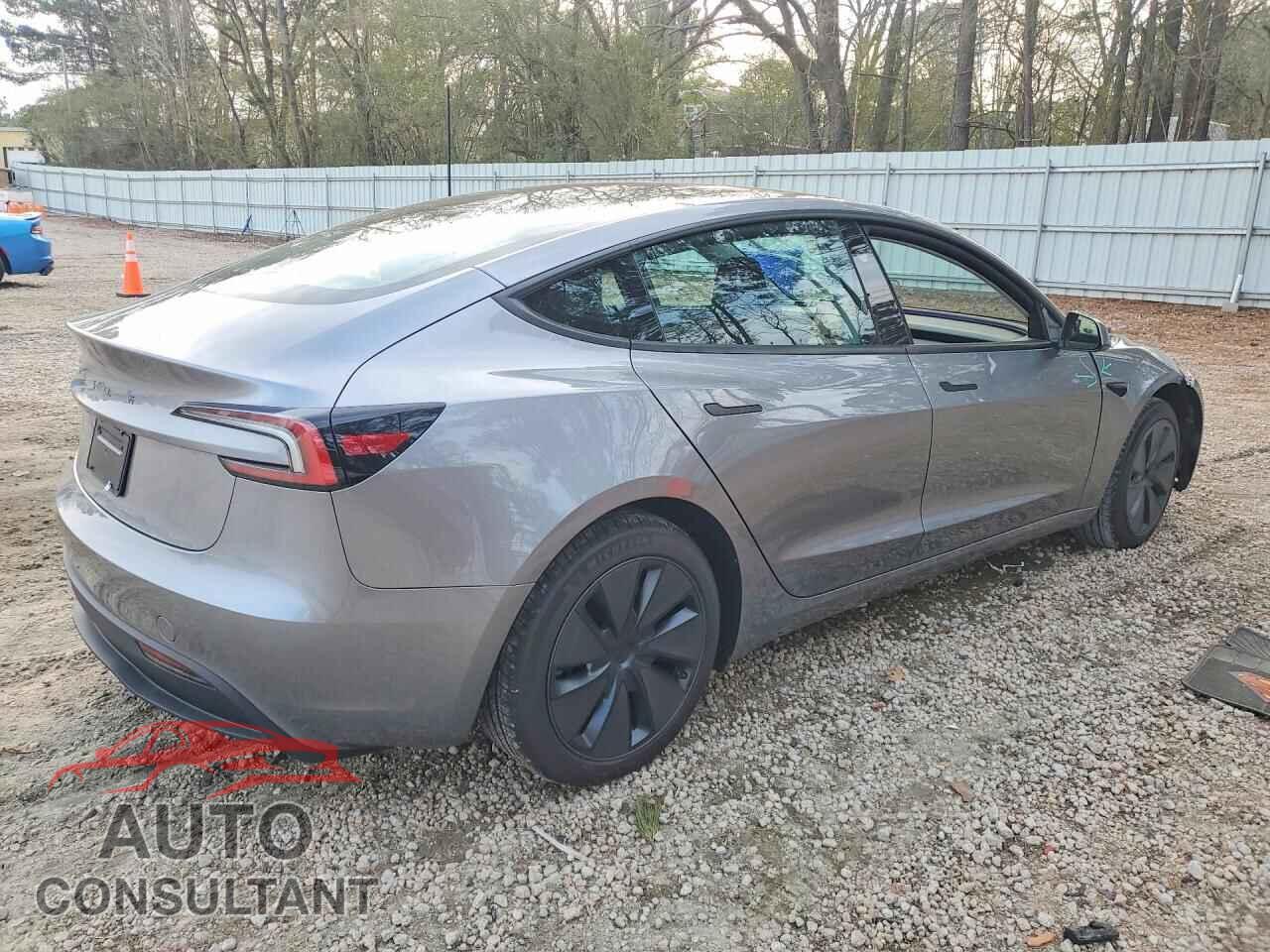 TESLA MODEL 3 2026 - 5YJ3E1EAXTF140181