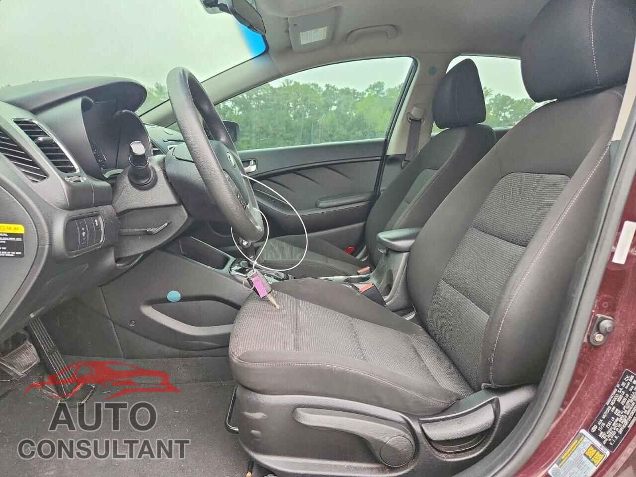 KIA FORTE 2017 - 3KPFK4A72HE080959