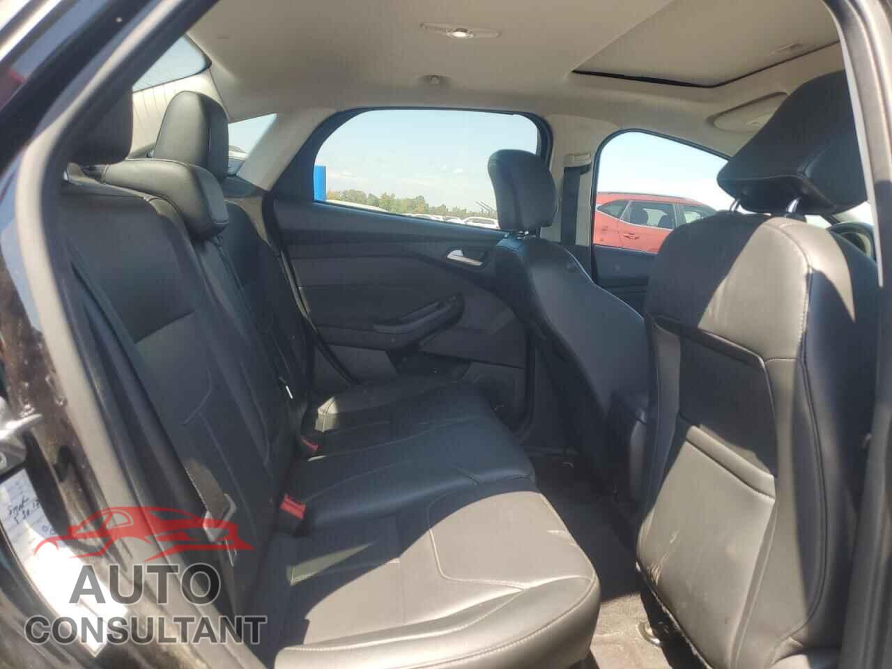 FORD FOCUS 2017 - 1FADP3J22HL268529