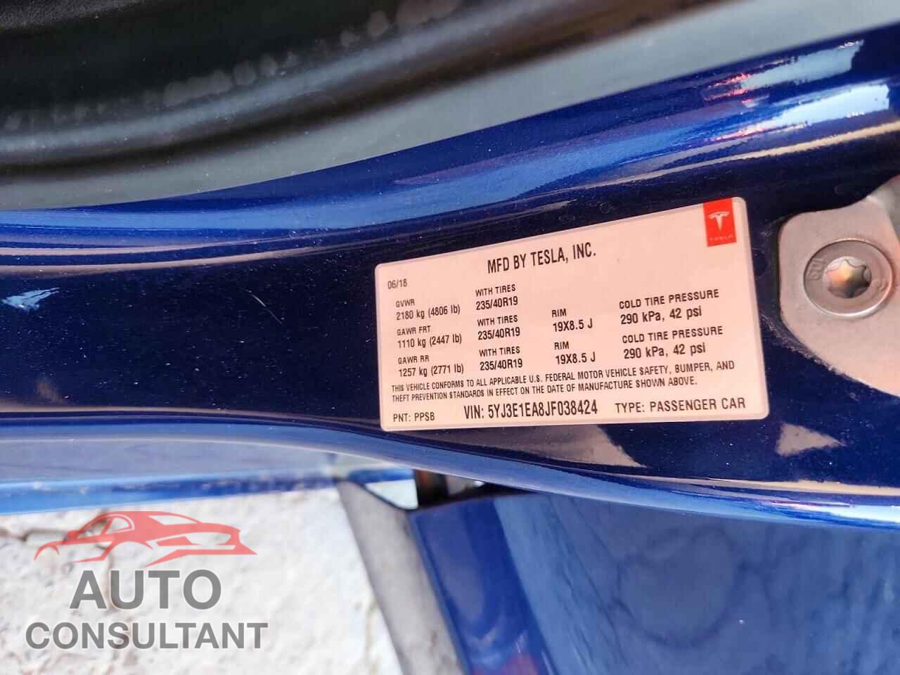TESLA MODEL 3 2018 - 5YJ3E1EA8JF038424
