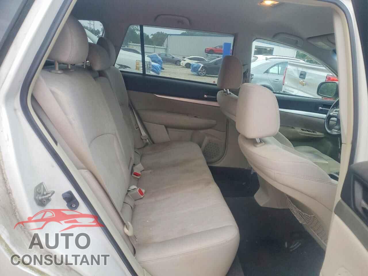 SUBARU OUTBACK 2013 - 4S4BRBCC0D3309743