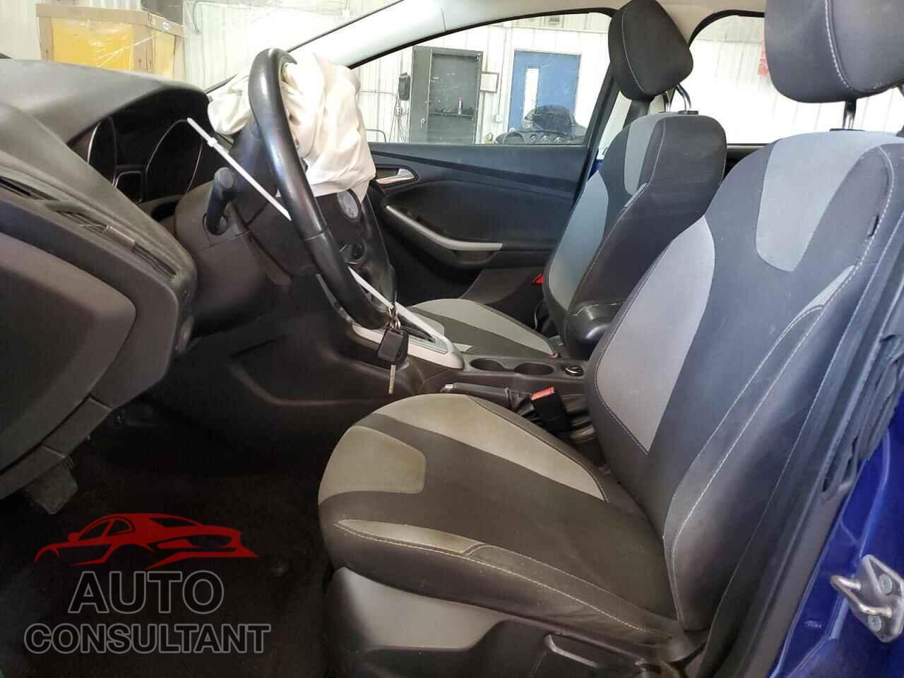 FORD FOCUS 2012 - 1FAHP3K23CL268029