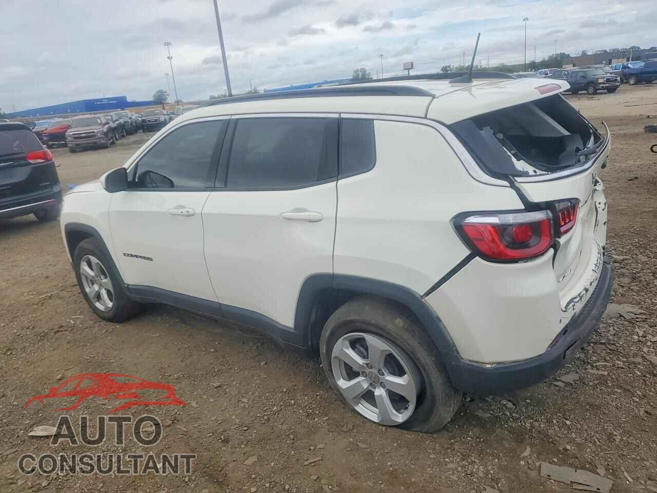 JEEP COMPASS 2018 - 3C4NJDBB9JT349574