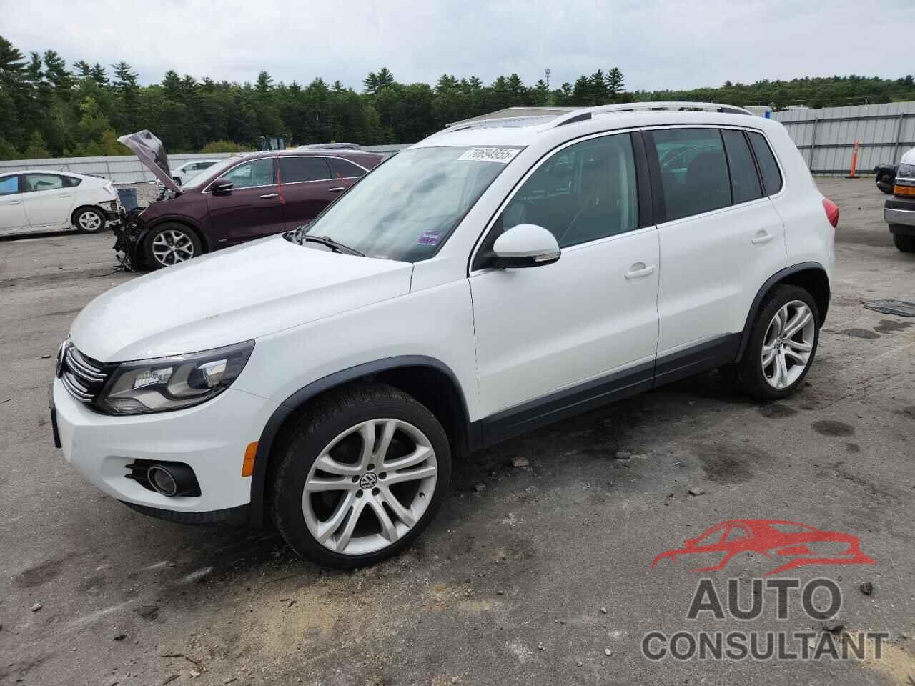 VOLKSWAGEN TIGUAN 2016 - WVGAV7AX8GW505619
