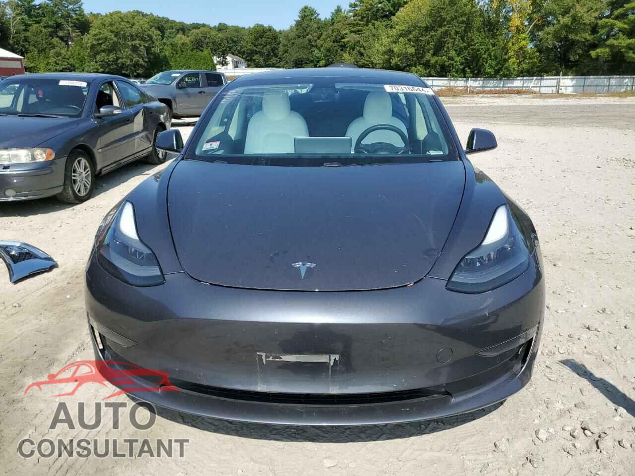 TESLA MODEL 3 2021 - 5YJ3E1EB5MF980704