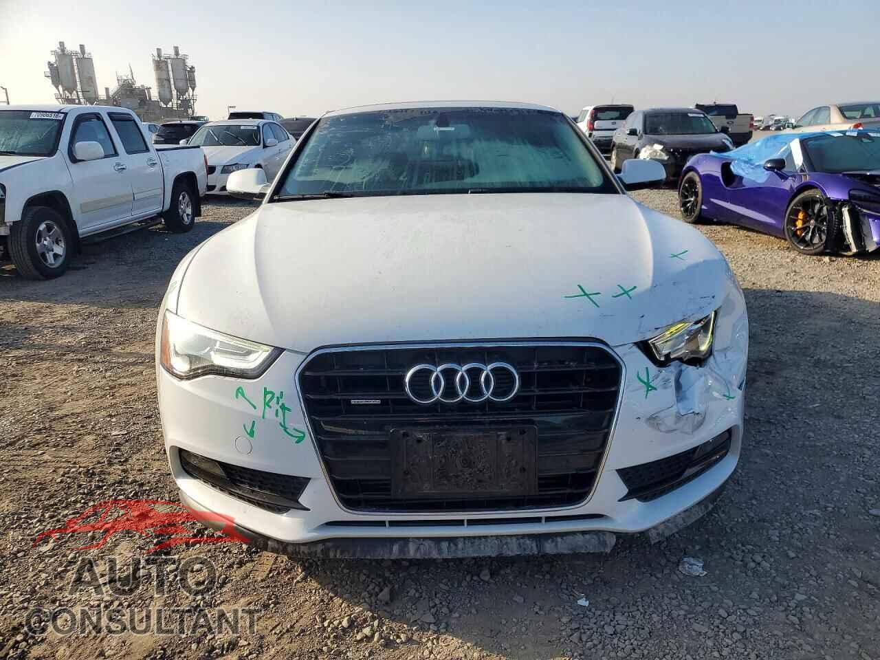 AUDI A5 2013 - WAULFAFR0DA035691