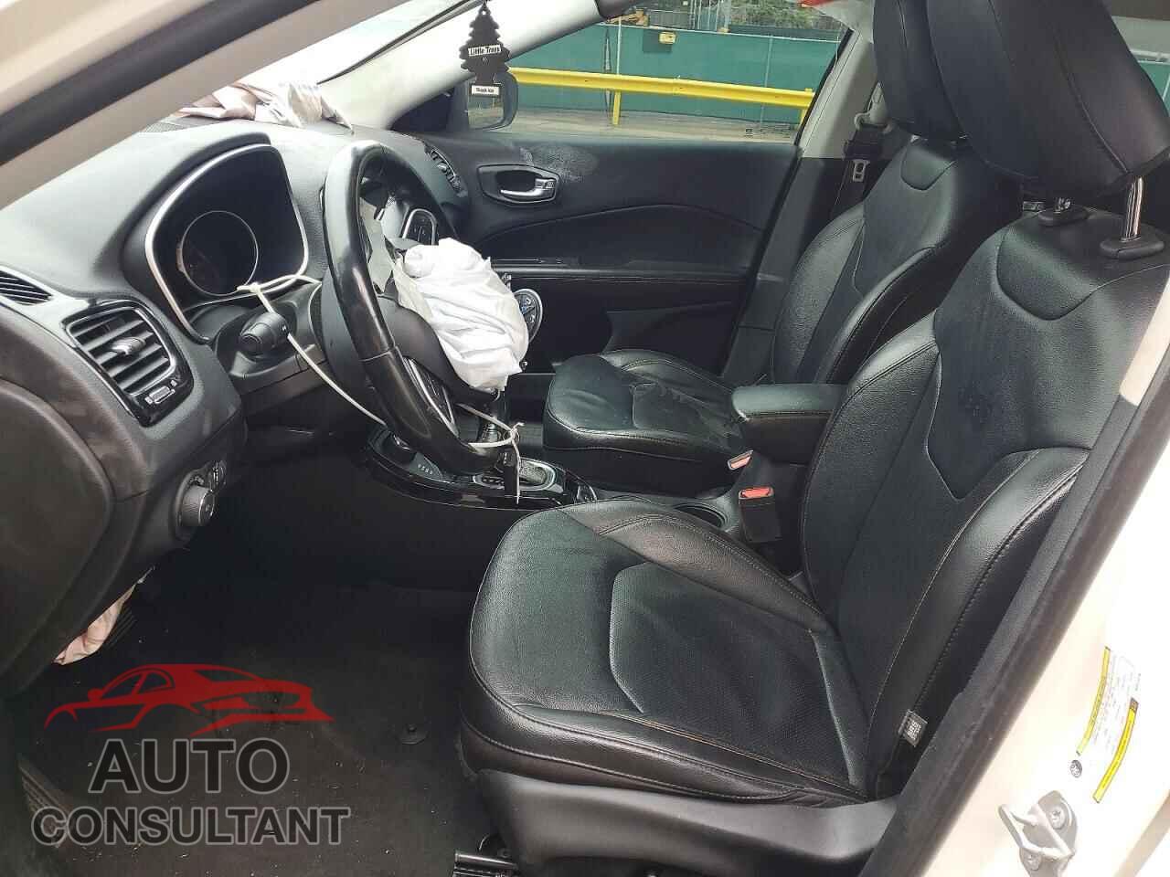 JEEP COMPASS 2021 - 3C4NJDCB4MT511176