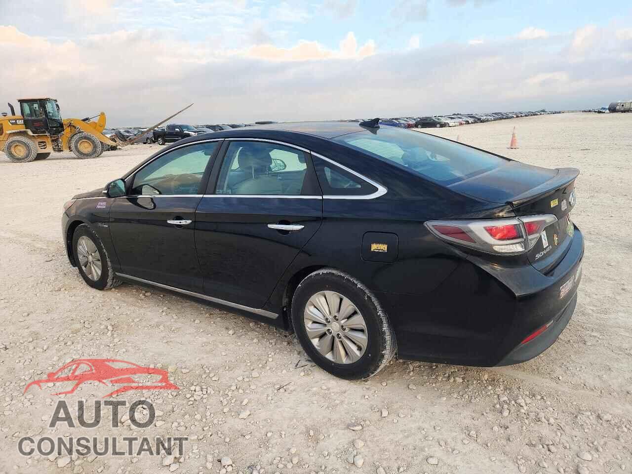HYUNDAI SONATA 2017 - KMHE24L30HA072671