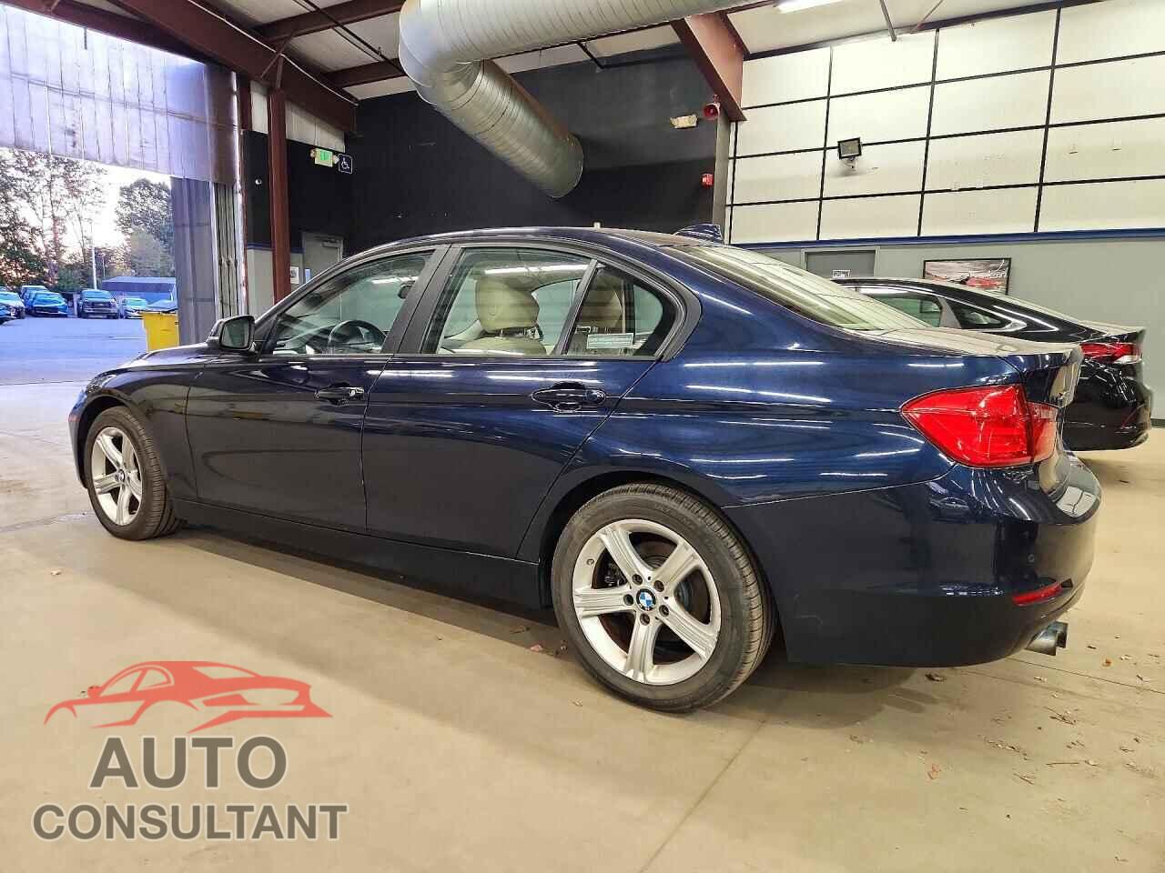 BMW 3 SERIES 2013 - WBA3B3C56DF533146