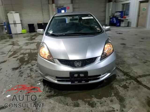 HONDA FIT 2013 - JHMGE8H36DC077732