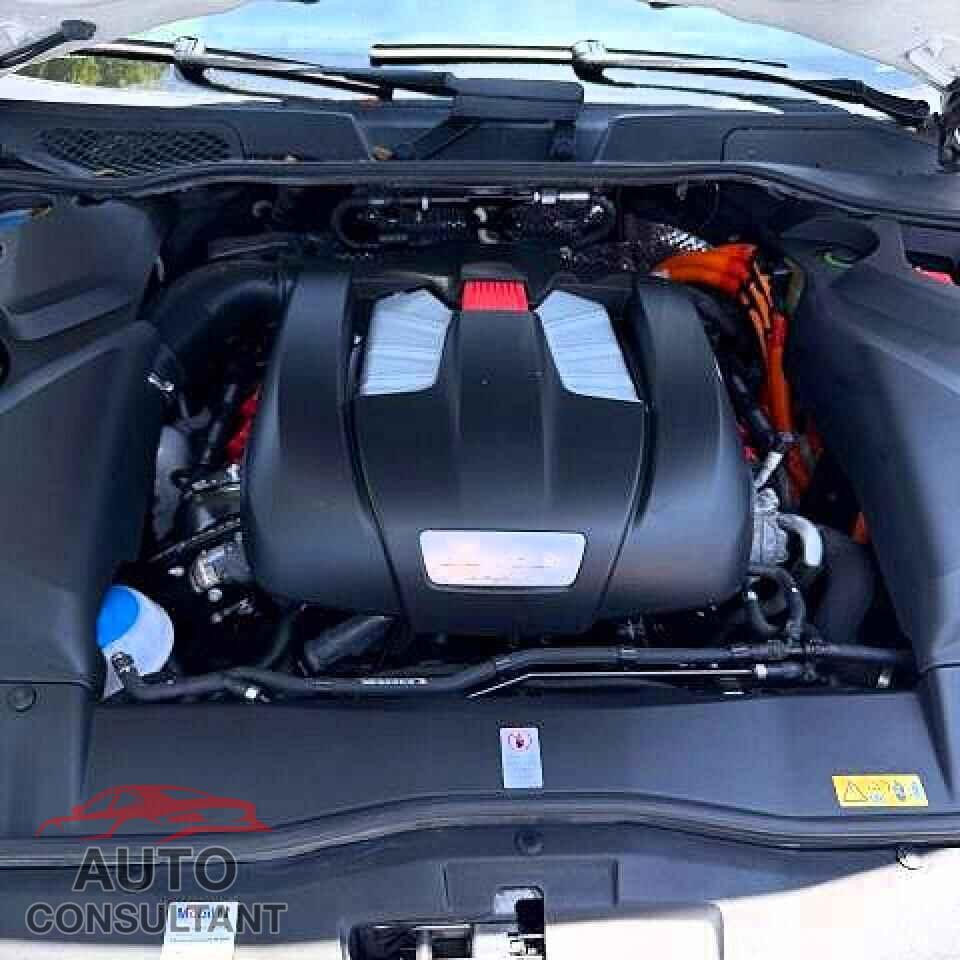 PORSCHE CAYENNE 2017 - WP1AE2A26HLA70970
