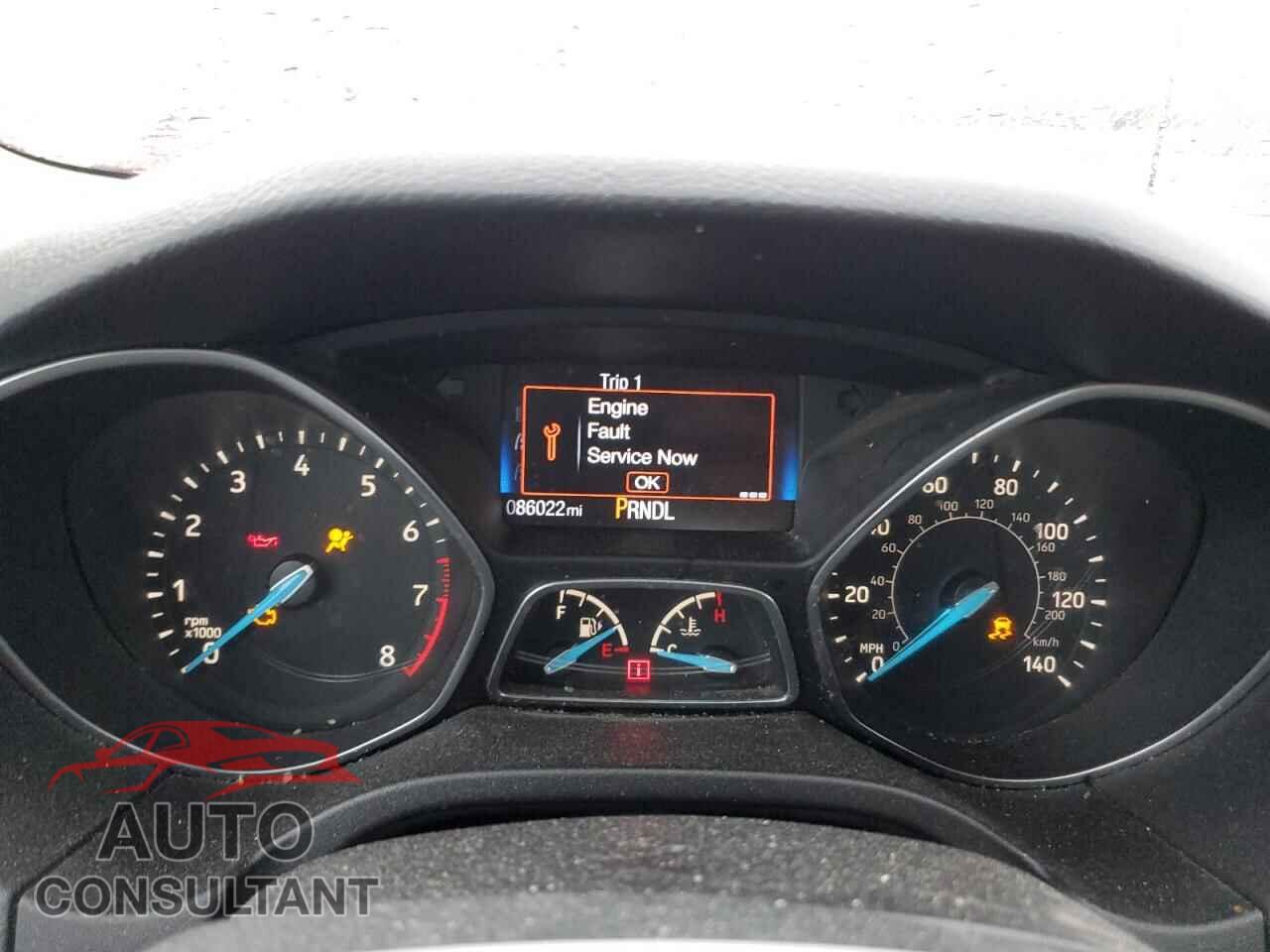 FORD FOCUS 2018 - 1FADP3E20JL236212