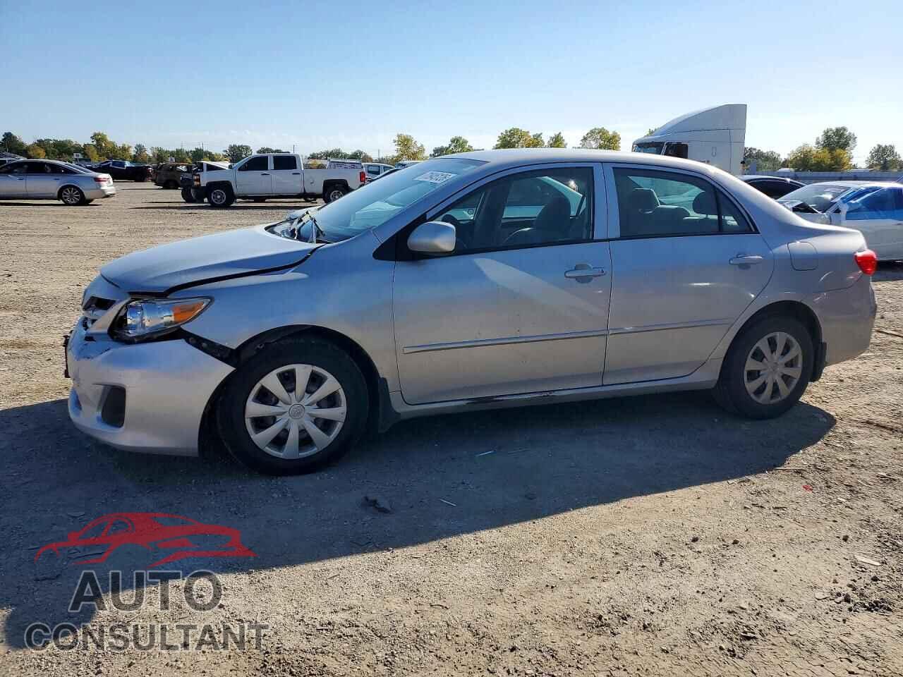 TOYOTA COROLLA 2013 - 2T1BU4EEXDC018462