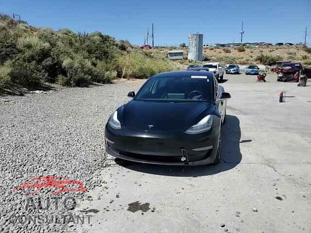 TESLA MODEL 3 2018 - 5YJ3E1EB3JF183718