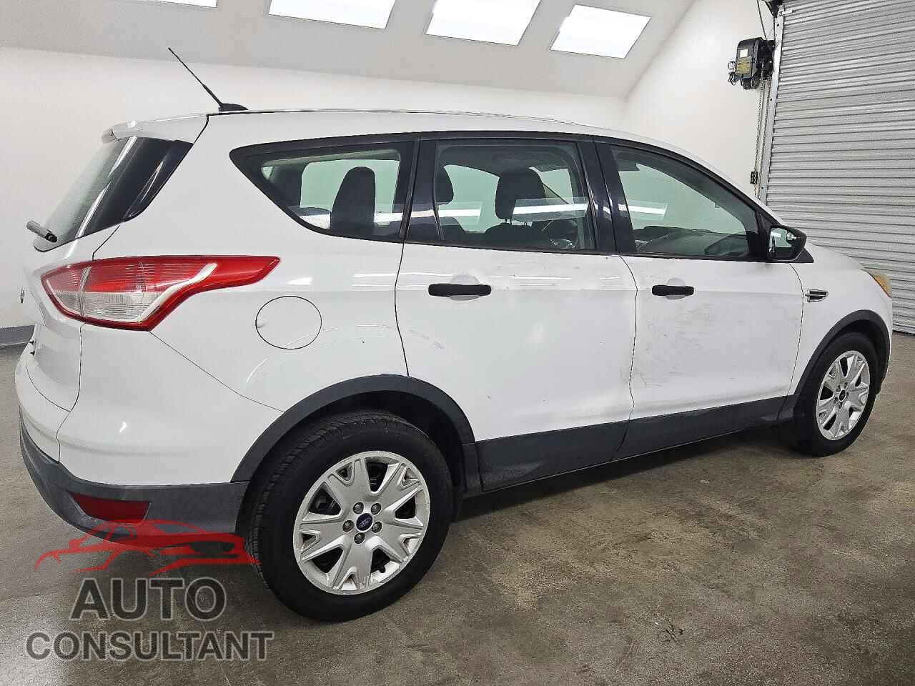 FORD ESCAPE 2015 - 1FMCU0F73FUB82909