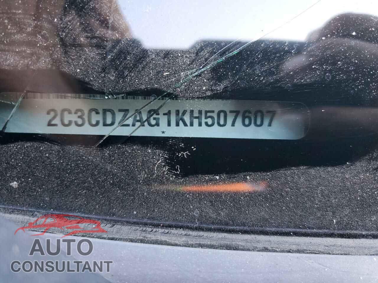 DODGE CHALLENGER 2019 - 2C3CDZAG1KH507607