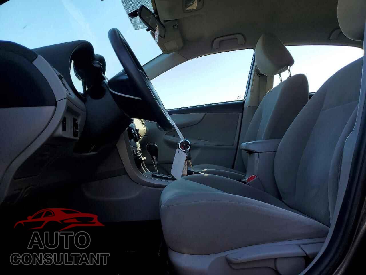 TOYOTA COROLLA 2012 - 2T1BU4EE4CC845517