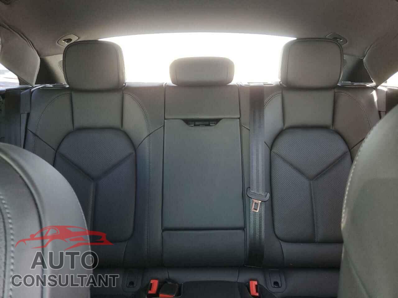 PORSCHE MACAN BASE 2023 - WP1AA2A5XPLB00346