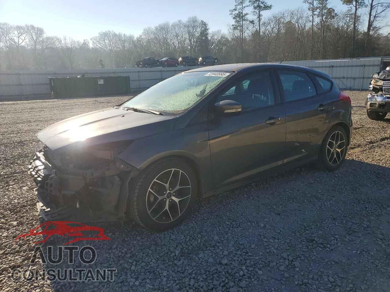 FORD FOCUS 2017 - 1FADP3M28HL322704