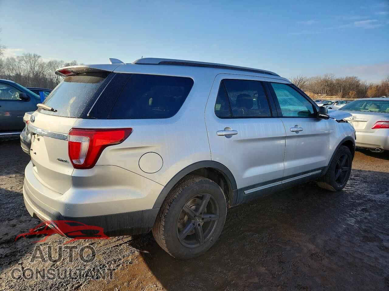 FORD EXPLORER 2017 - 1FM5K8D83HGA40182