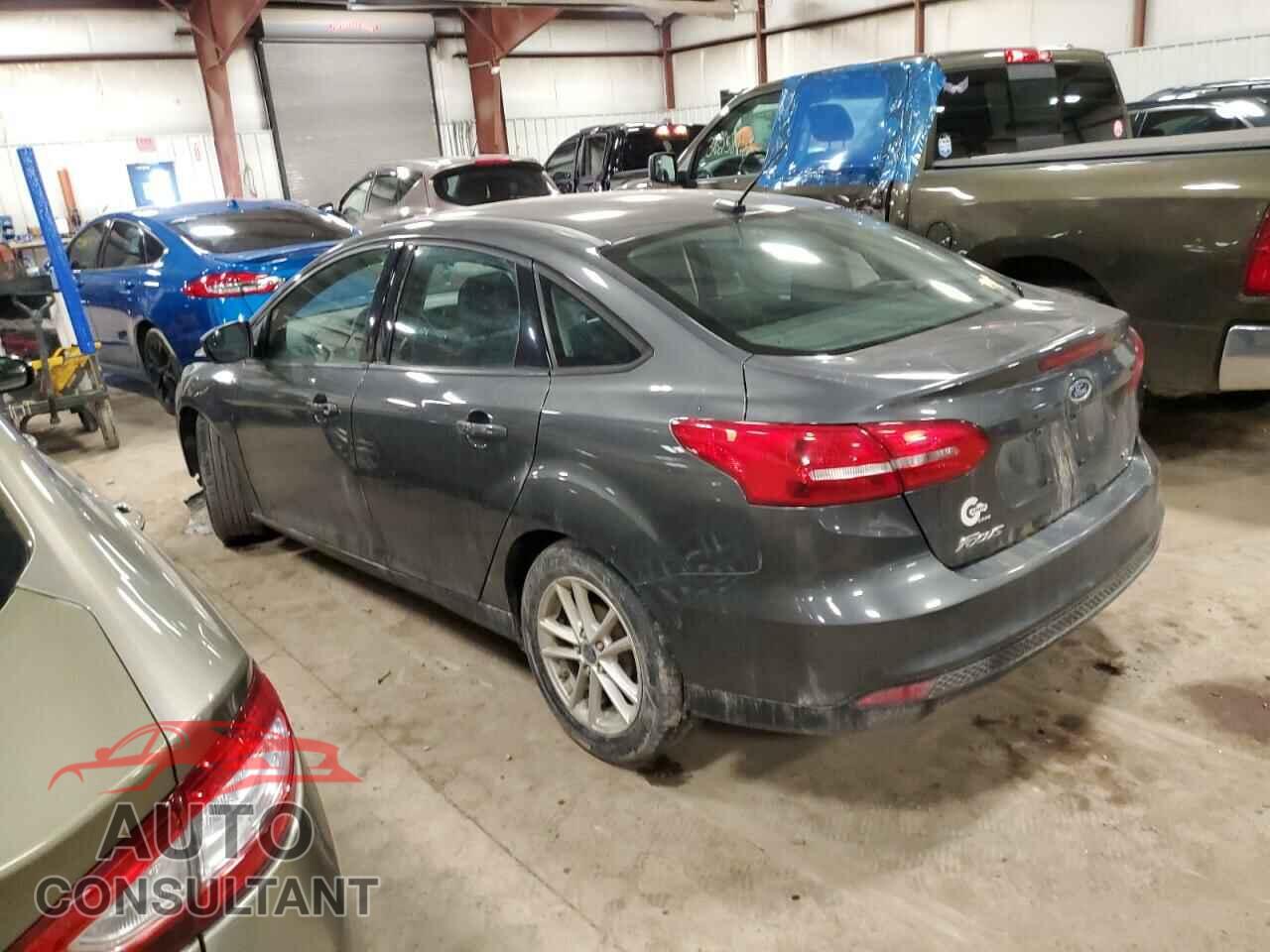 FORD FOCUS 2017 - 1FADP3F2XHL204375