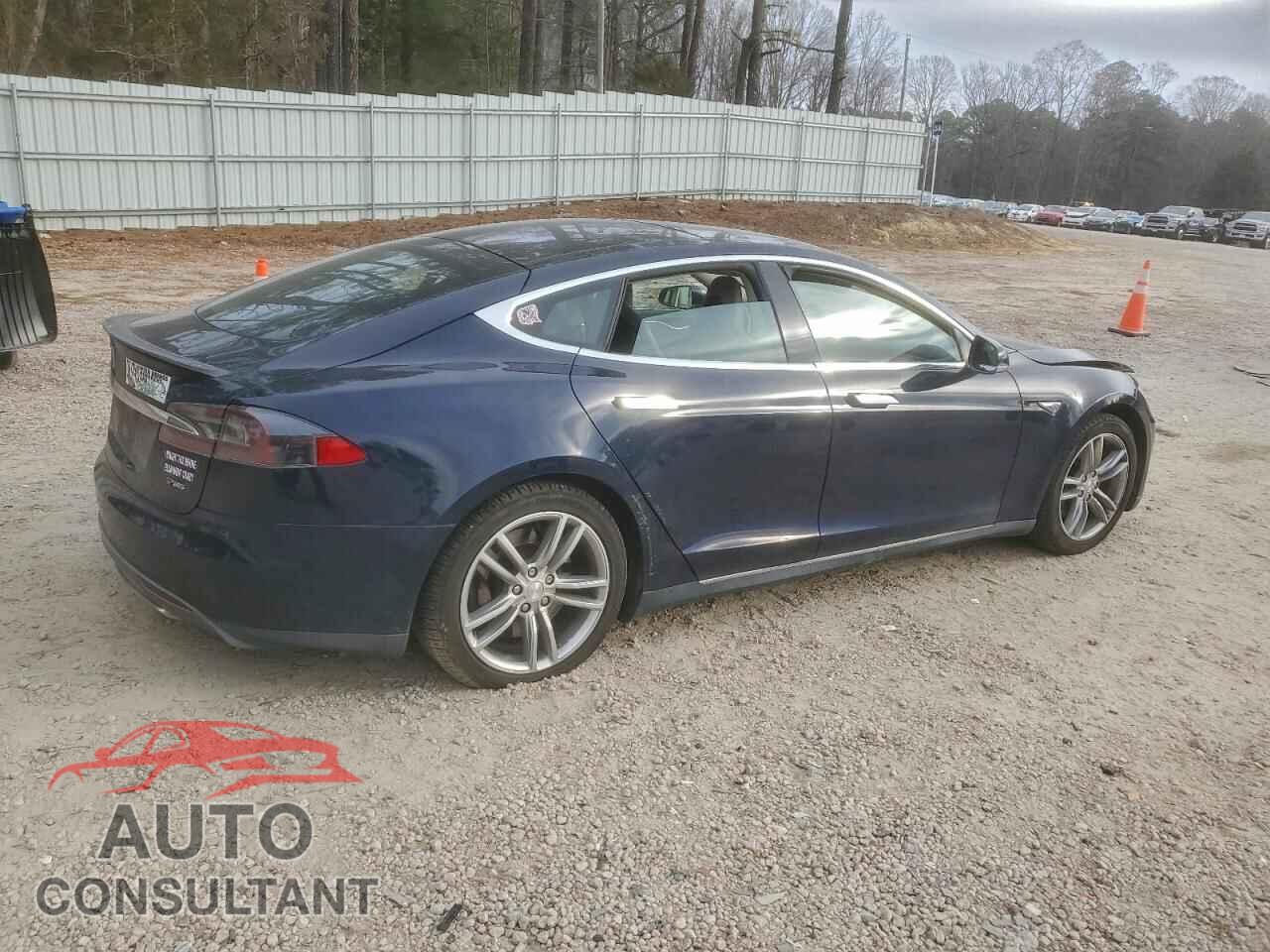 TESLA MODEL S 2013 - 5YJSA1CP6DFP14100