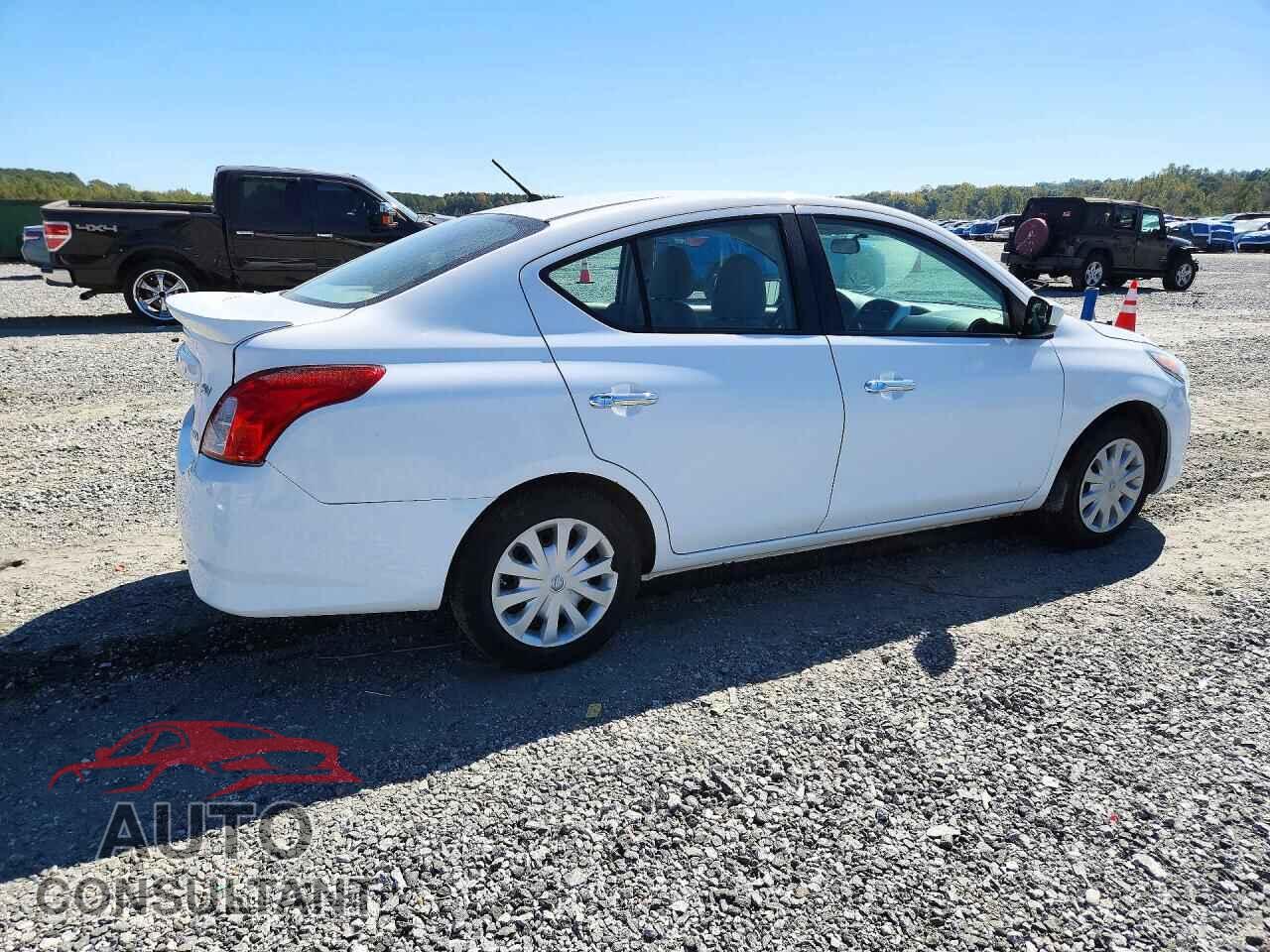 NISSAN VERSA 2015 - 3N1CN7APXFL845388