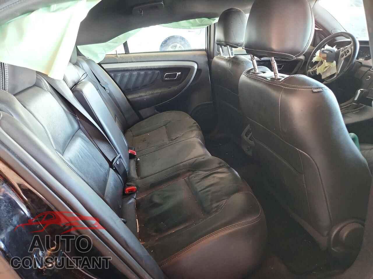 FORD TAURUS 2016 - 1FAHP2E89GG142301