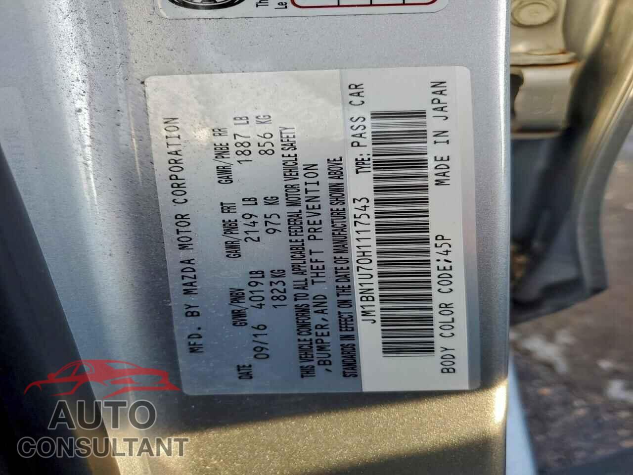 MAZDA 3 2017 - JM1BN1U70H1117543