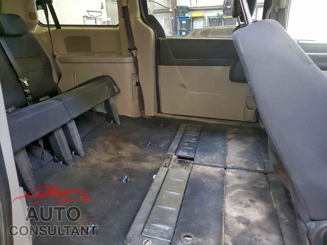 DODGE CARAVAN 2010 - 2D4RN4DE1AR287381