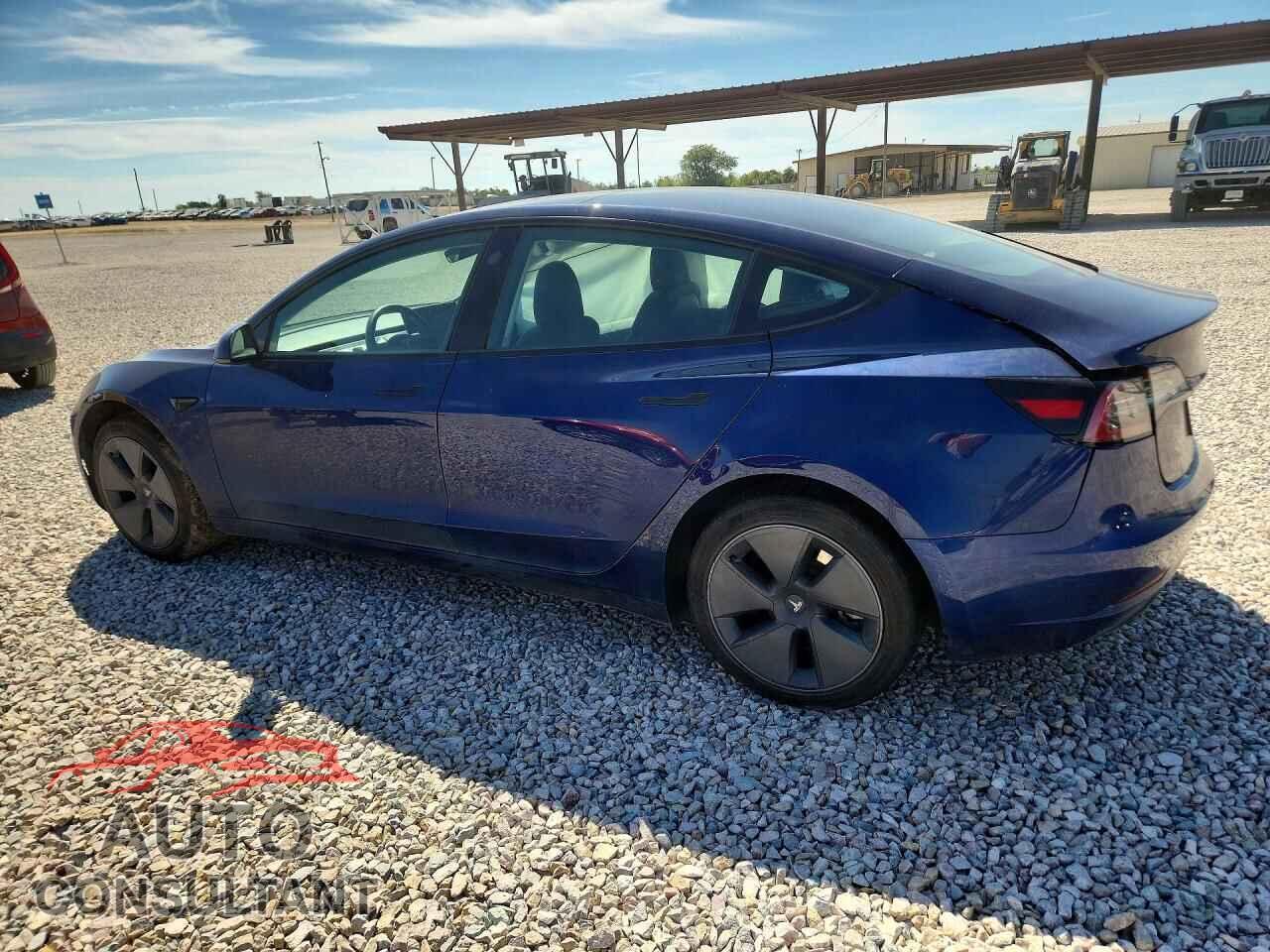 TESLA MODEL 3 2023 - 5YJ3E1EA1PF544329
