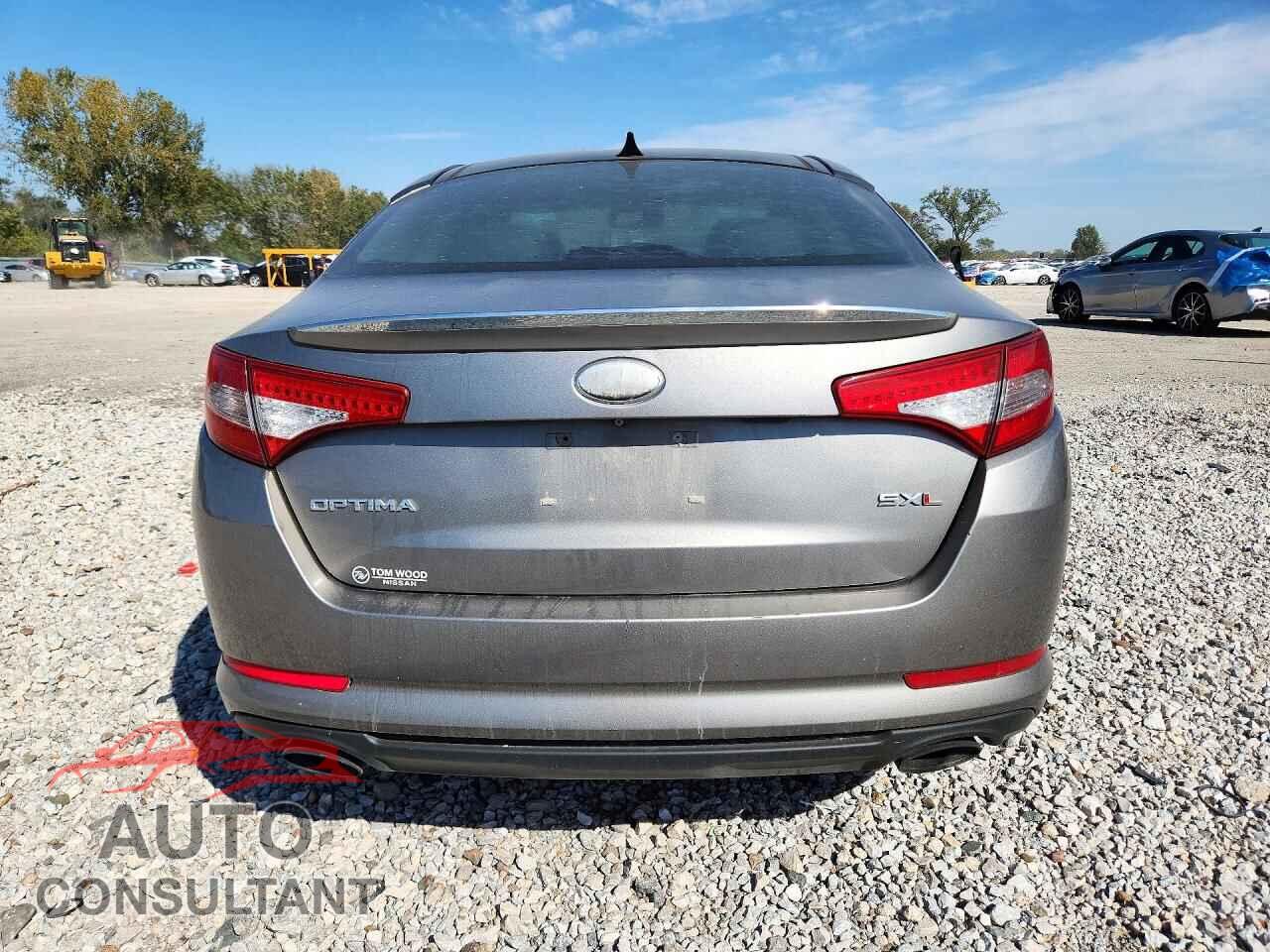 KIA OPTIMA 2013 - 5XXGR4A69DG199200