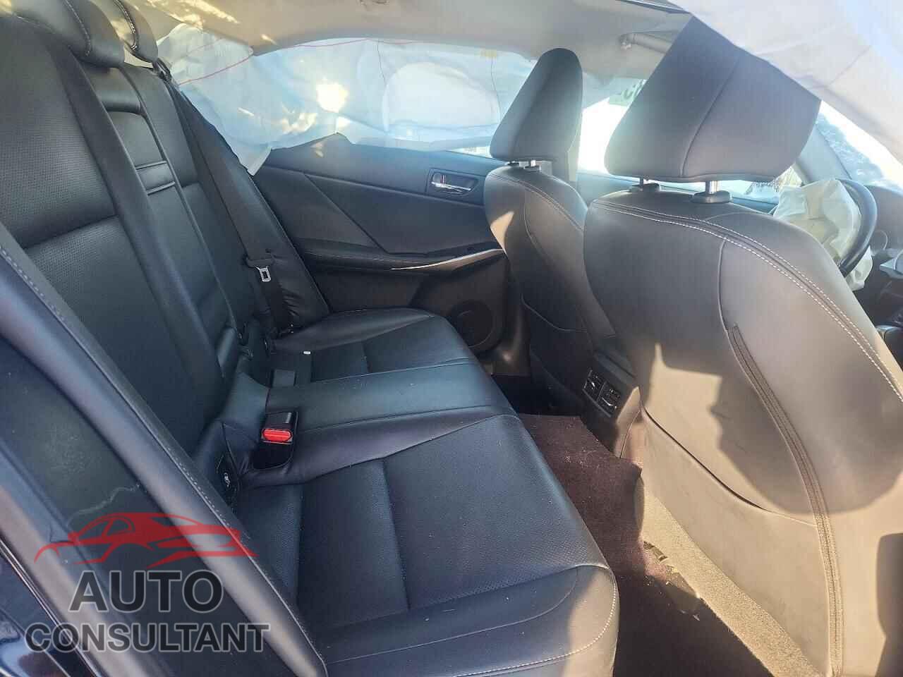LEXUS IS 2014 - JTHCF1D23E5004159