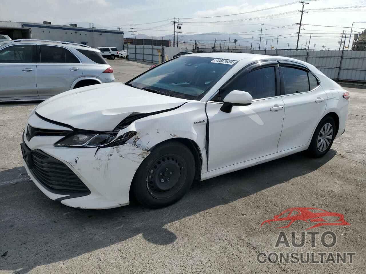 TOYOTA CAMRY 2018 - 4T1B31HK0JU505506