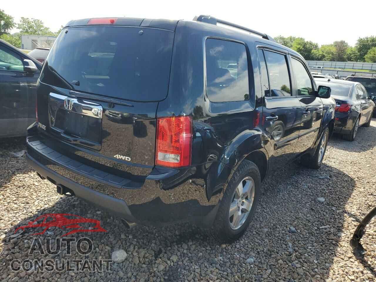 HONDA PILOT 2011 - 5FNYF4H70BB010381