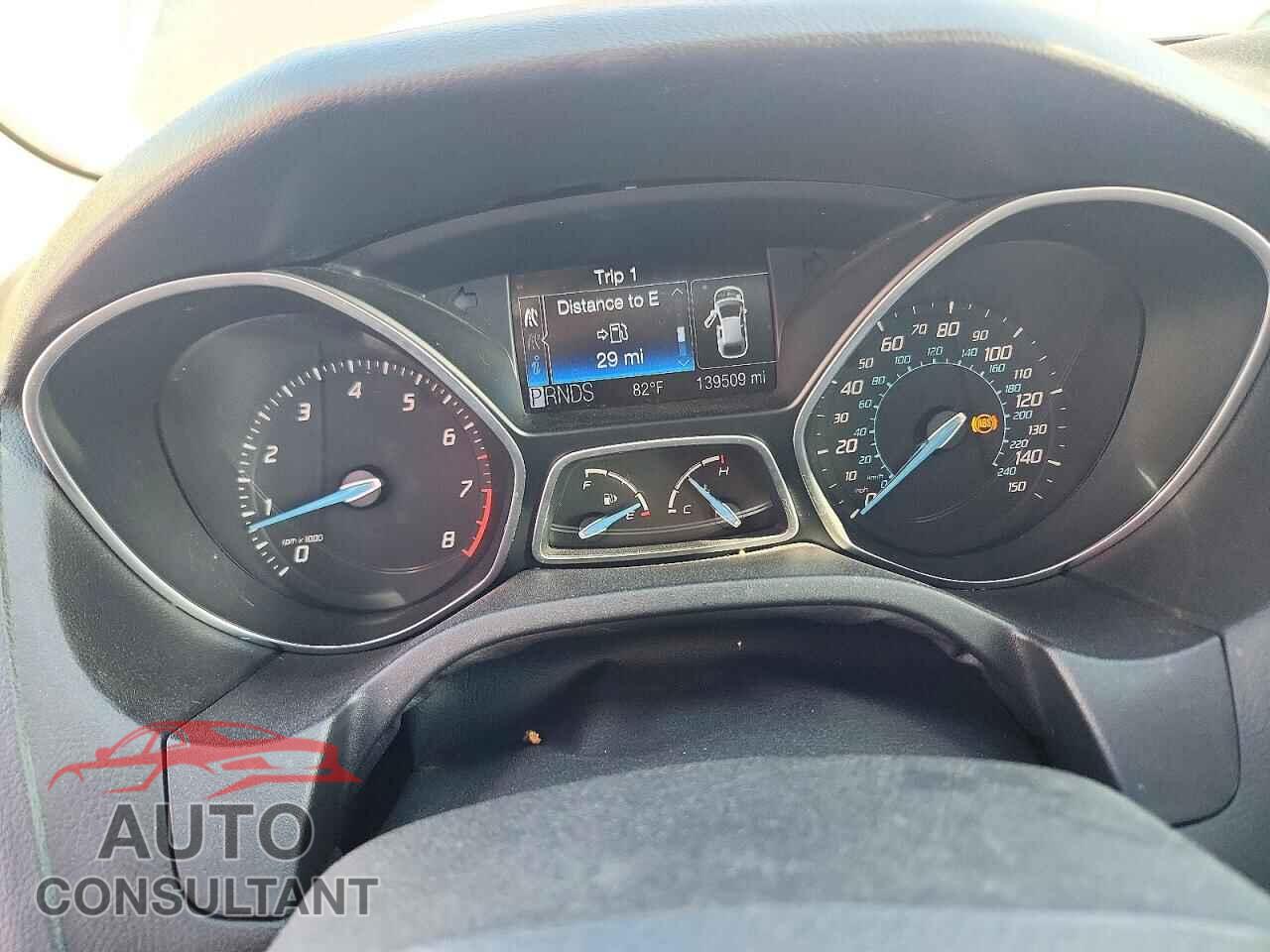 FORD FOCUS 2012 - 1FAHP3N21CL195464