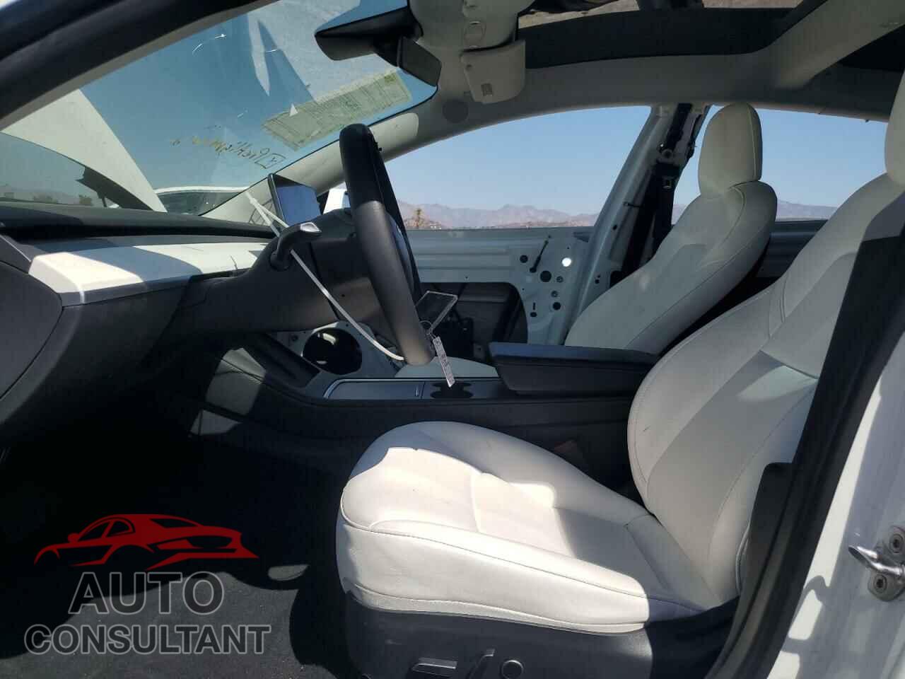 TESLA MODEL 3 2021 - 5YJ3E1EA0MF936536